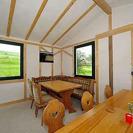 Хостел Bergoase Huette Und Sauna Kamin Lagerfeuer Mittelndorf